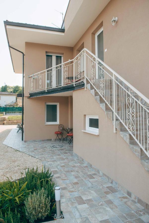 Affitta Camere La Fenice Di Folli Lorella Puegnago Exteriér fotografie