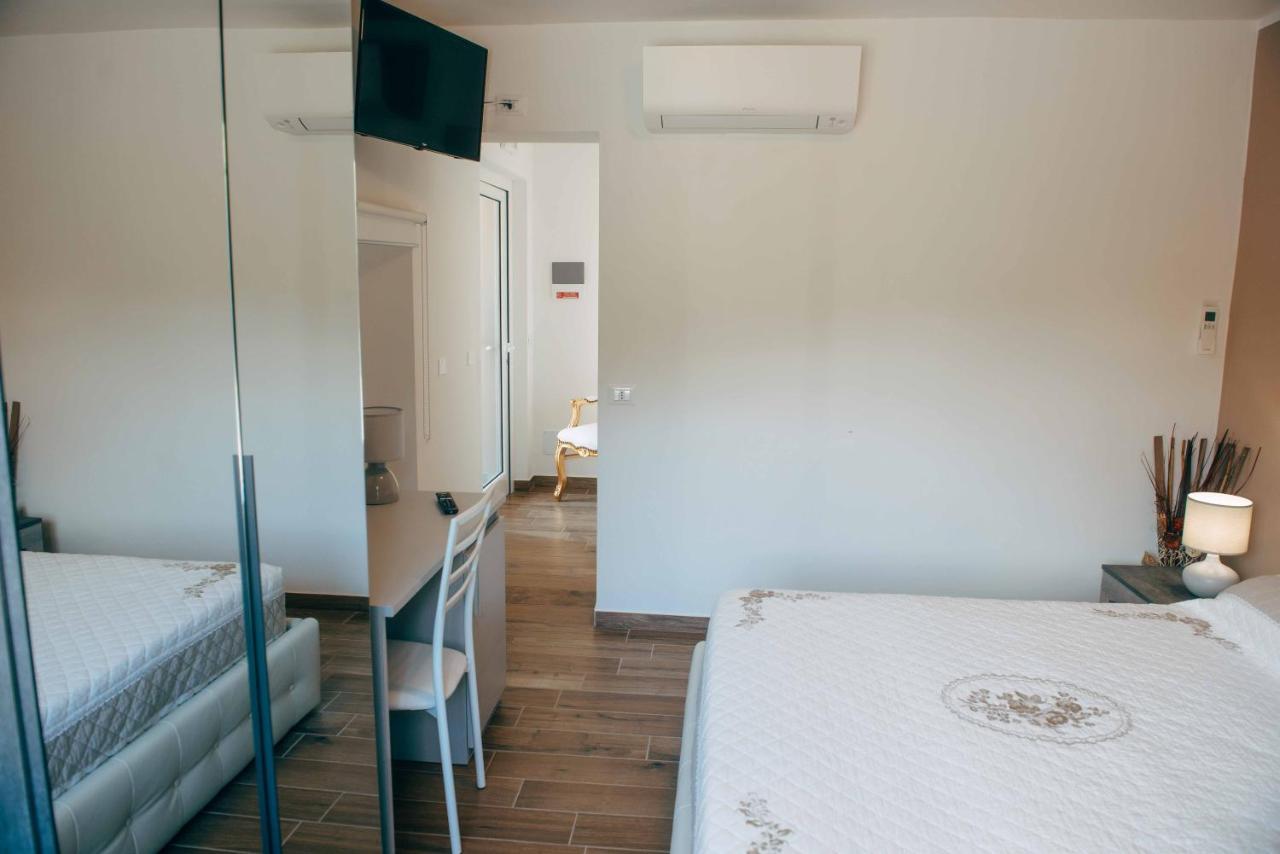 Affitta Camere La Fenice Di Folli Lorella Puegnago Exteriér fotografie