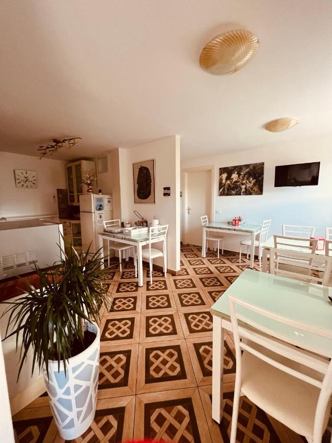 Affitta Camere La Fenice Di Folli Lorella Puegnago Exteriér fotografie