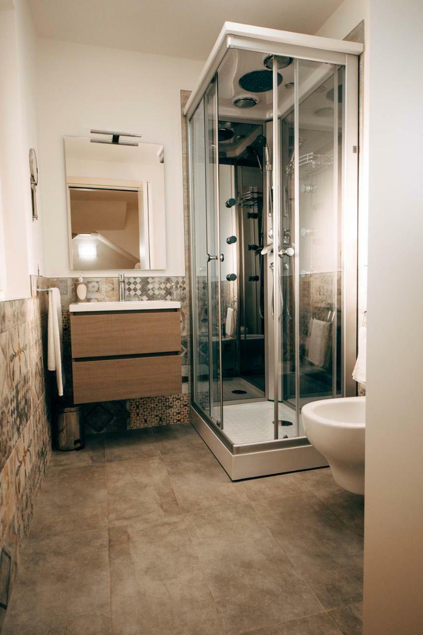 Affitta Camere La Fenice Di Folli Lorella Puegnago Exteriér fotografie